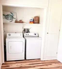*NEU AKTUALISIERT* Elm Creek Homes - 2 Schlafzimmer, Schlafmöglichkeiten für 5 - Image 2