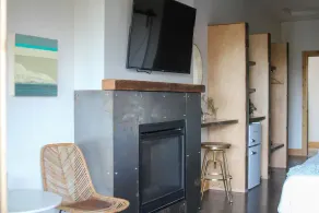Seaview Sanctuary: 3 Beautiful Units, Pool! Close to Beard's Hollow View Point - Image 2
