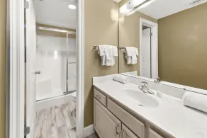 Great Rates! 2BR/2BA sleeps 8*12th Floor* Amazing breath taking views - Image 2