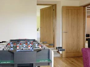 5 Schlafzimmer Unterkunft in Llanynghenedl, near Holyhead - Image 2