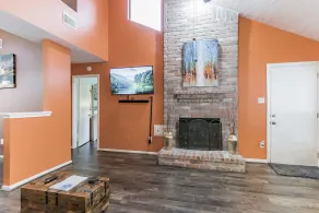 \"SW Houston Eclectic Living\" Long Stays Welcome! - Image 2