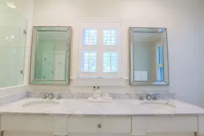 7 Minute Walk to Beach!  Perfect for Families!  Renovated Home w/ Top-of-the-Line Custom Finishes. - Image 5