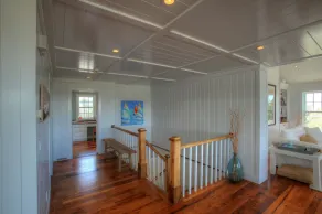 Belle maison de Cape Cod. Vue sur l'océan et haute décoration de fin - Image 2