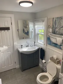 Newly renovated tiny house on the banks of the Caraquet River - Image 3