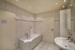Apartamento con invernadero cerca de Moviepark, terraza privada y wifi - Image 5