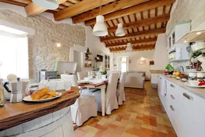 Lovely villa in a peaceful area - Image 5