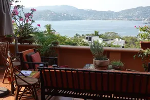 Beautiful Condo With Gorgeous Ocean View 5 Min Walk from the best beach in Zihua - Image 5