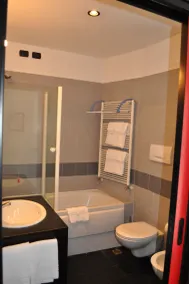 Milan: Appartement dans résidence élégante et moderne - Image 4