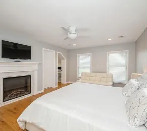 Greenport 'Sunshine Home' - Image 5