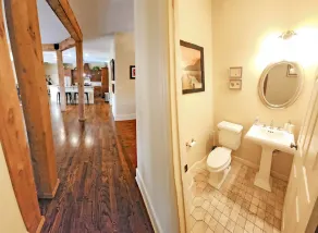 Huge 4 bedroom + loft lakehouse with private dock - 27 min north of Sundance Sq  - Image 5