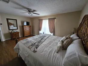 Cozy, Comfortable, and Relaxing!!! - Image 5