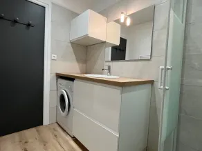 Spacious studio with balcony, ideal for 2 people - Image 3