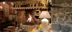 Karakterhus i kløfterne i Aveyron - Image 3
