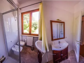 Villa mit umzäuntem Garten, privatem Pool und Klimaanlage, 1 km von Dorf - Image 4