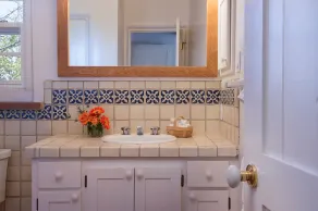 Authenitisk Santa Fe Casita ~ Gå til centrum, Kiva Pejse og udsigt over bjergene - Image 3