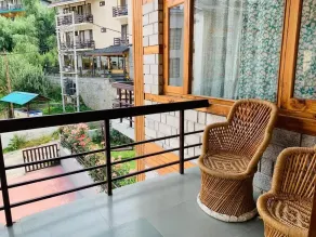 7 bhk pentahouse vintage cottage with indoor fire - Image 5