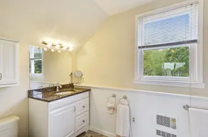 Nouvelle liste!  Petite maison au bord de la rivière Magothy avec piscine - Image 4