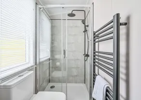 Valley View 2 Bed Hot Tub Holiday Caravan Cawsand - Image 3