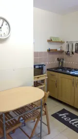 ¡Totalmente amueblado, todo confort, con jardín privado! - Image 3