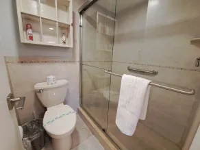 Beautifully renovated beach front condo in a private golf community - Image 3