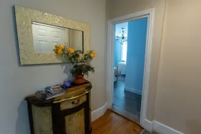 Lovely Historic Vintage home. Remodeled inside. - Image 3