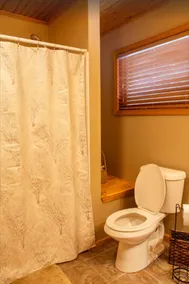 Incorrect rates on VRBO , 399 thru May 23, 449 Summer rates. Plus fees & taxes. - Image 4