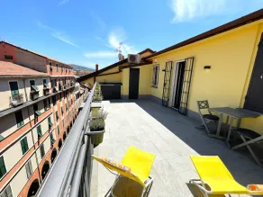 \"SUN\" Penthouse downtown ten minutes from beaches - Image 5