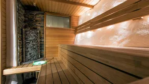 Treetop Spa Hangout & Hotel - Image 4
