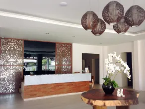 1-BR Superior offers an outdoor pool & free Wifi - Image 2