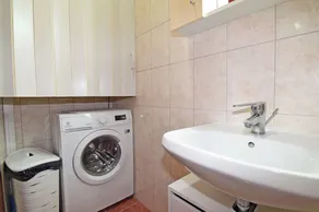Holiday apartment 2, village Štinjan, 600m from the beach - Image 3