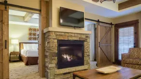 Beautiful Lodge at Paradise Point - Image 3