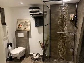 Beautiful vacation home directly on the canal - Image 4