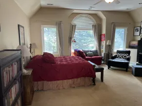 Beautiful Hilltop Home! Conveniently located near Cherry Creek. Family Friendly! - Image 5