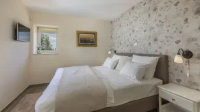Villa Lux. Ema con piscina riscaldata immersa nella vegetazione mediterranea - Image 5