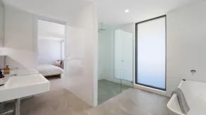 OCEANS EDGE PENTHOUSE #15 | Accom Holidays - Image 2