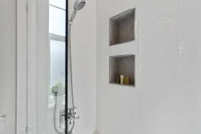 Located in the heart of lovely College Park easy access to downtown Orlando. - Image 4