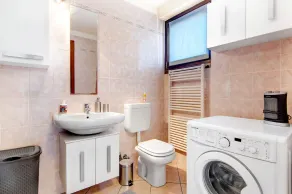 Appartamento \"Casa Vacanze Vigna del Lago\" con vista lago, piscina e Wi-Fi - Image 2