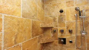 Der offene Grundriss dieses atemberaubenden Custom Home ist ideal für unterhaltsame - Image 3