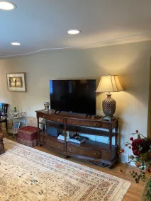 Thoughtfully decorated 3 bedroom Home in Historic Harmony - Image 2