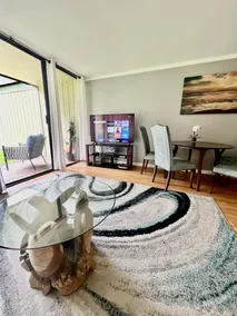 Delux, spacious, clean condo with AC, WIFI, pool, golf course, near famous beach - Image 2