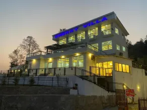 cherry villa  - Image 5