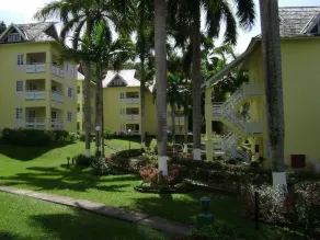 1 bedroom Penthouse Suite 63 at Mystic Ridge Resort - Image 4