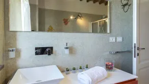 La Vecchia Fonte 15, Emma Villas - Image 3