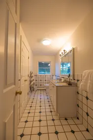 Country Estate Outside Hudson - Heated Extra Large Pool w/ Outdoor Barrel Sauna - Image 2