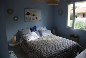 hus 4/5 personer tæt ved søen og havet - Image 4