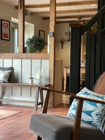Luxurious Converted Barn with Stunning Views, Log Burner & Roll Top Bath - Image 2