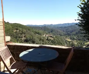 Studio with breathtaking views, nearby hiking and swimming trails - Image 5