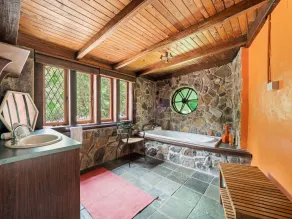 Kookaburra Retreat - Dog Friendly - Forest View - Image 5