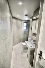 Mill House Townhouse - Image 3