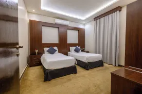 Golden Garden Hotel Suites - Image 3